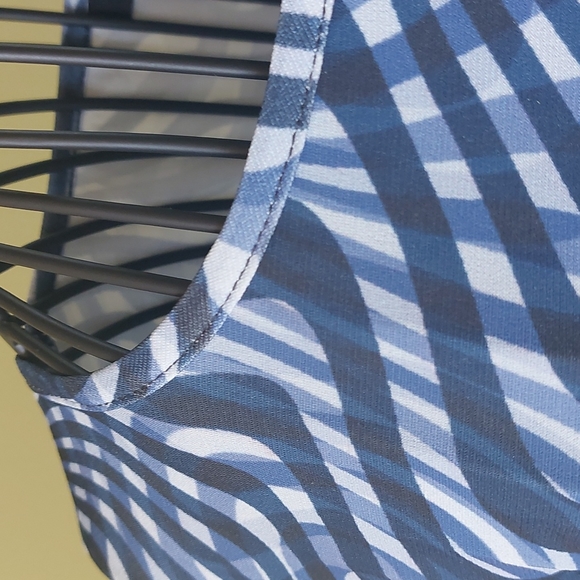 NWT DRESS, Size L,  96% Polyester,4% Elastan - Picture 4 of 10